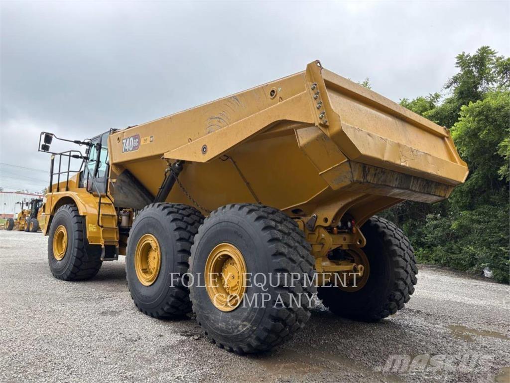 CAT 740GC-04 Σπαστό Dump Truck ADT