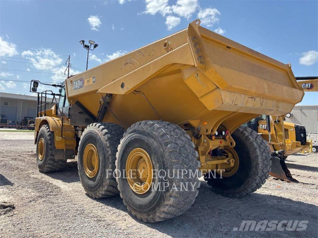 CAT 740GC-04 Σπαστό Dump Truck ADT