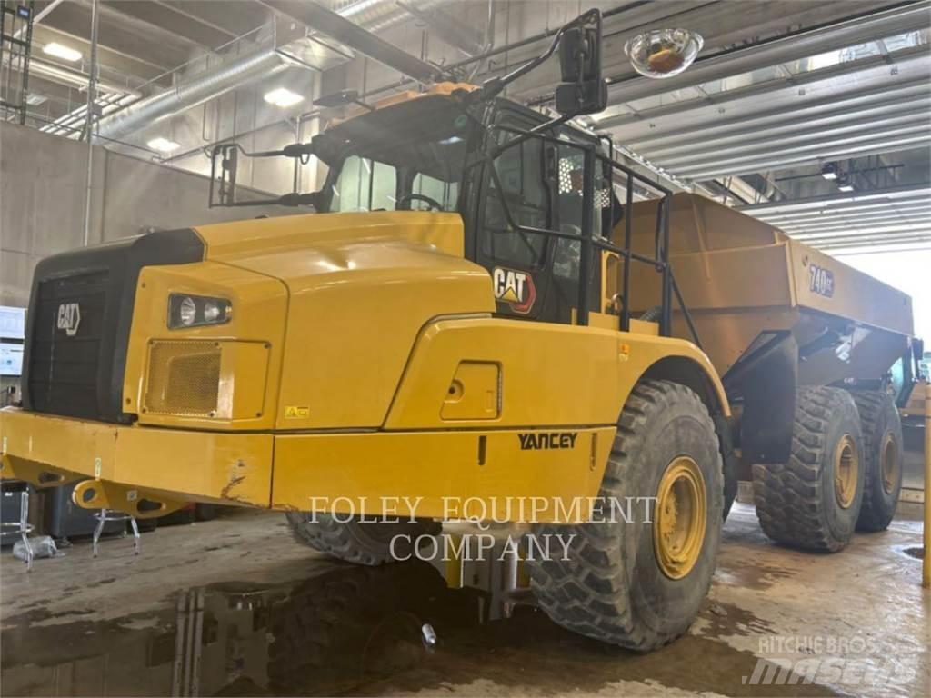 CAT 740GC-04 Σπαστό Dump Truck ADT