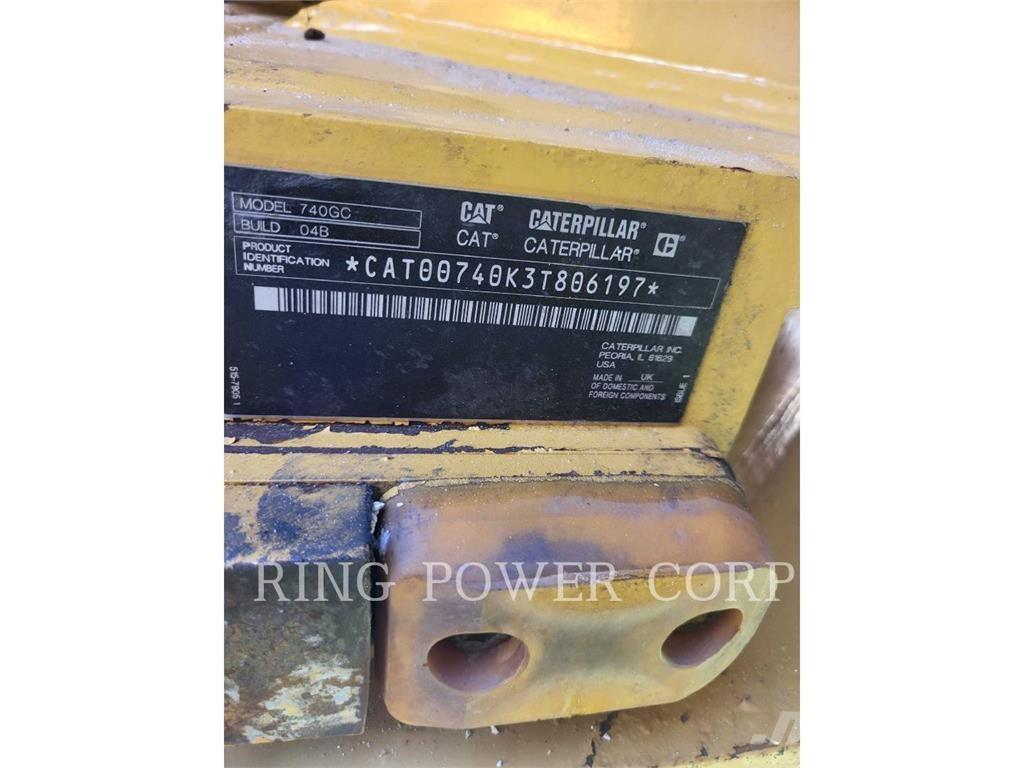 CAT 740GCTG Σπαστό Dump Truck ADT