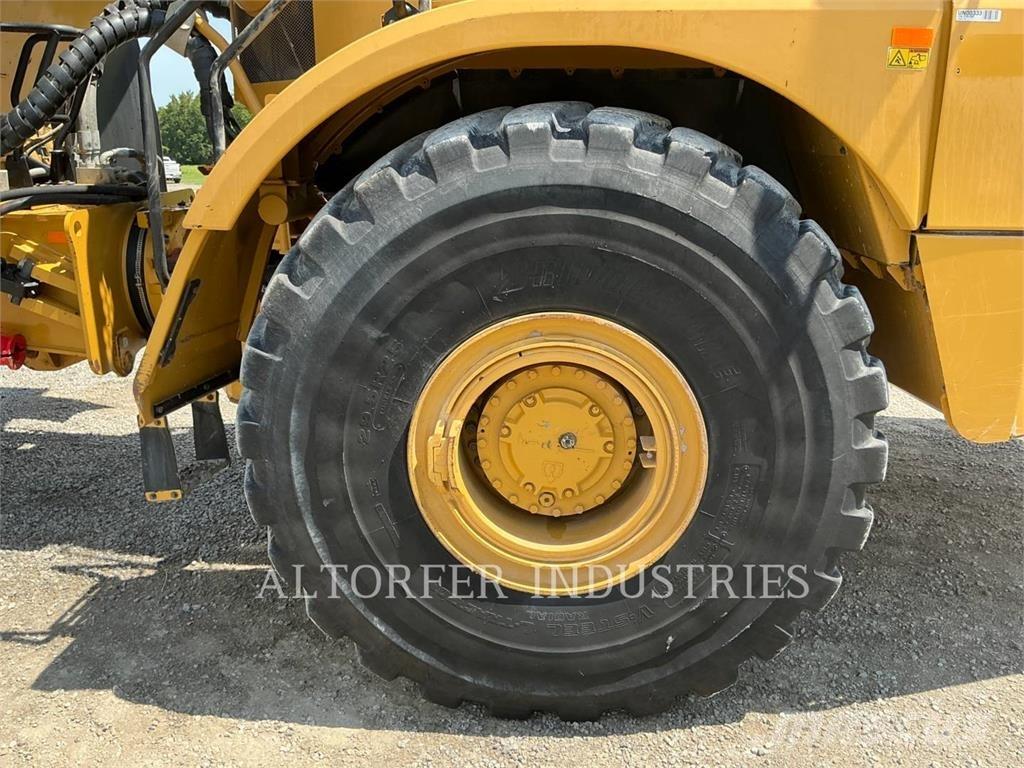 CAT 745 Σπαστό Dump Truck ADT