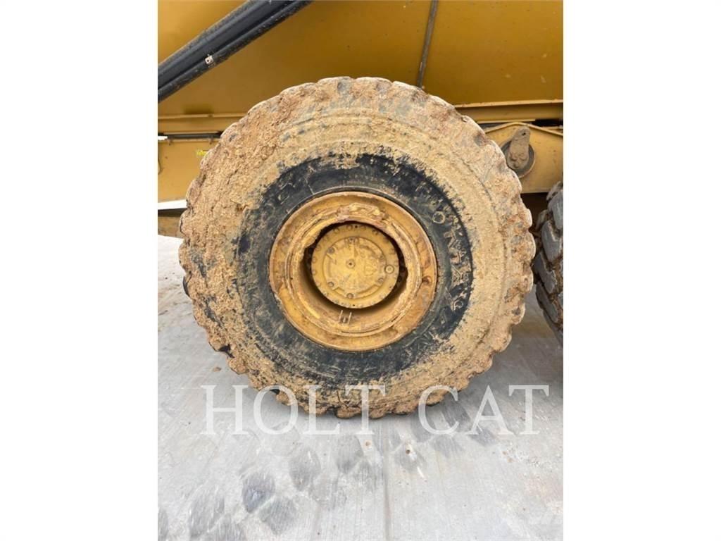 CAT 745 Σπαστό Dump Truck ADT