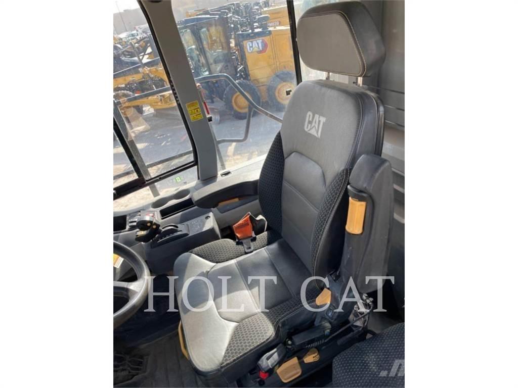 CAT 745 Σπαστό Dump Truck ADT