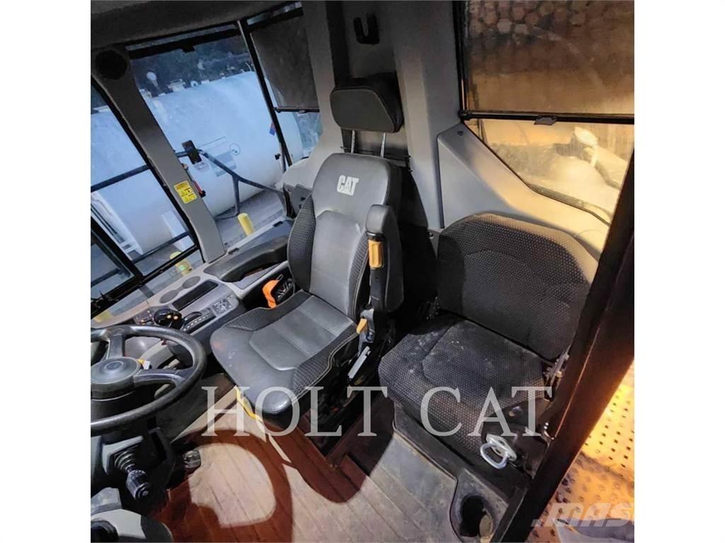CAT 745 Σπαστό Dump Truck ADT