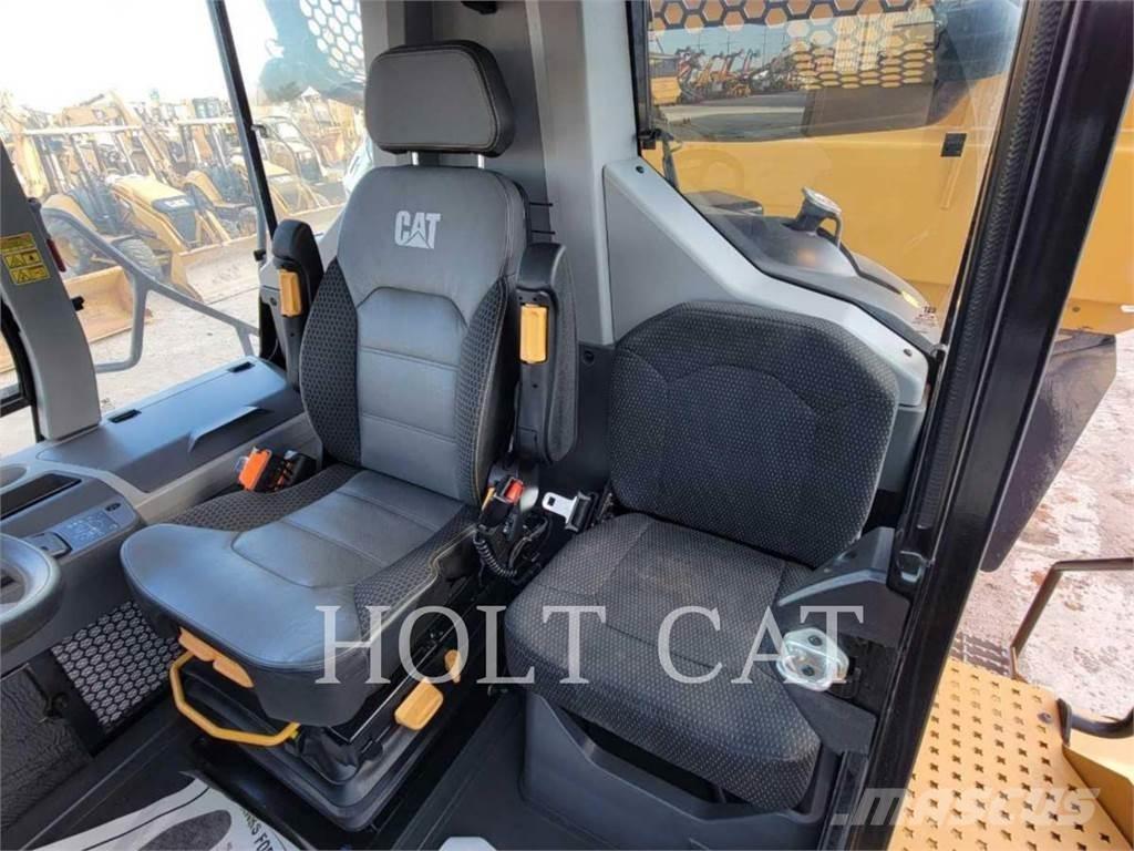 CAT 745 Σπαστό Dump Truck ADT