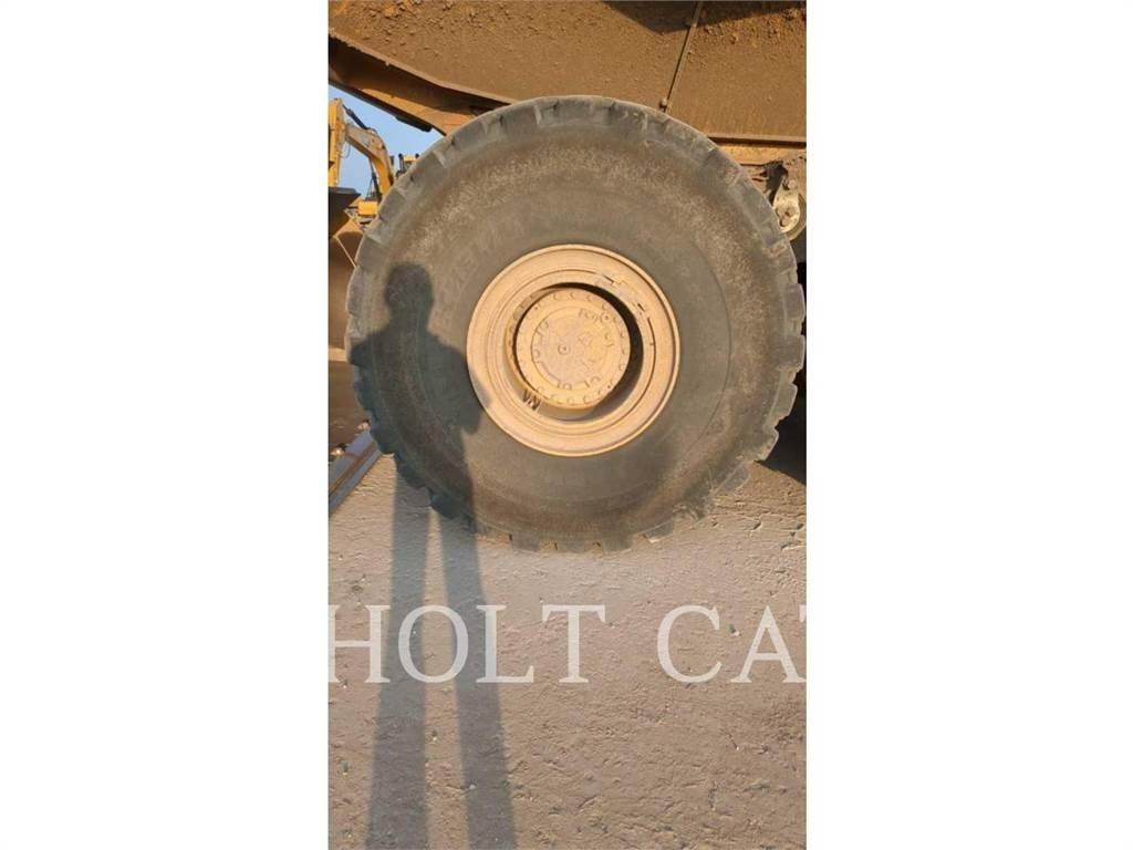 CAT 745 Σπαστό Dump Truck ADT