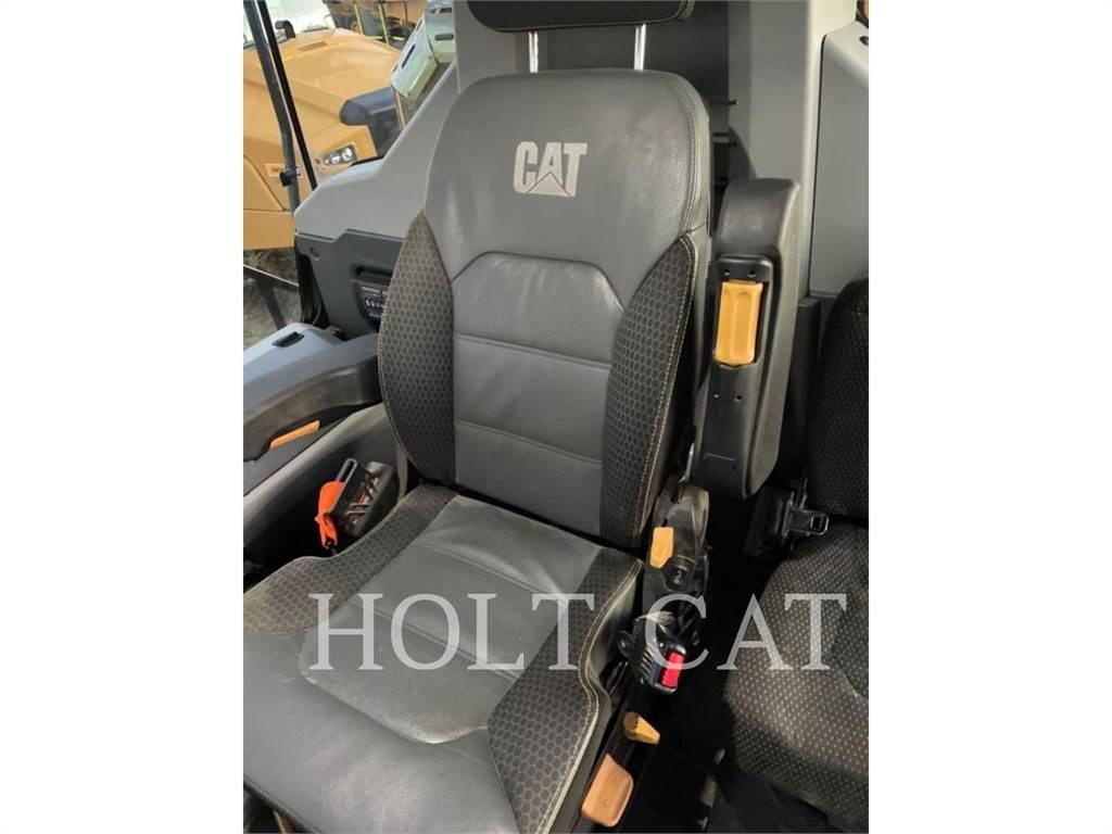 CAT 745 Σπαστό Dump Truck ADT
