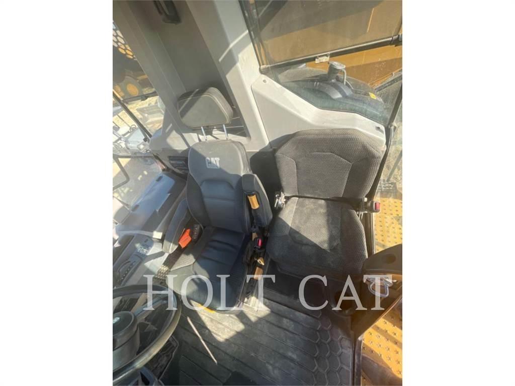 CAT 745 Σπαστό Dump Truck ADT