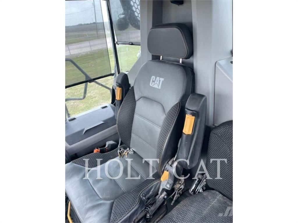 CAT 745 Σπαστό Dump Truck ADT