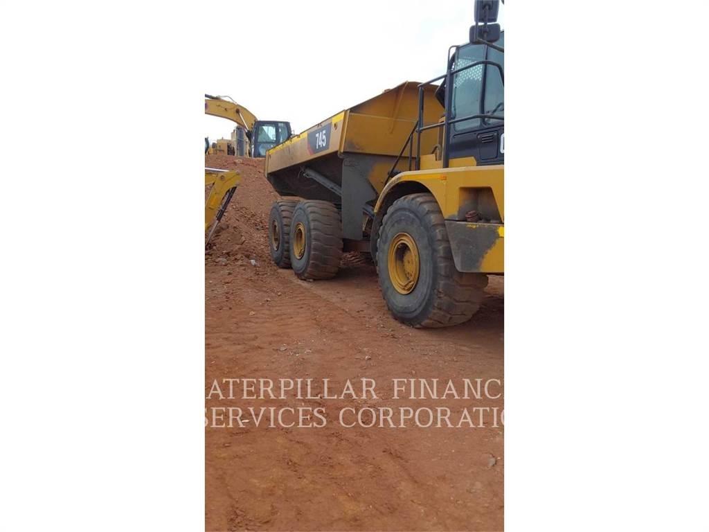 CAT 745 Σπαστό Dump Truck ADT