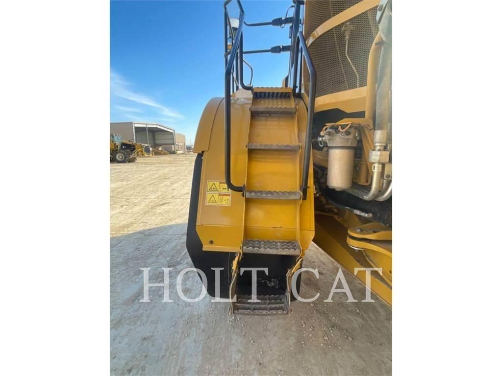 CAT 745 Σπαστό Dump Truck ADT