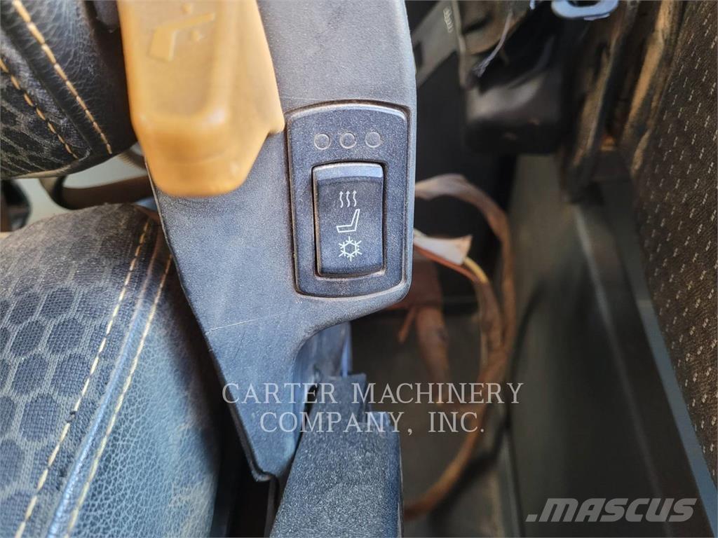 CAT 745 Σπαστό Dump Truck ADT