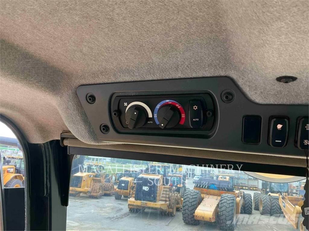 CAT 745 Σπαστό Dump Truck ADT