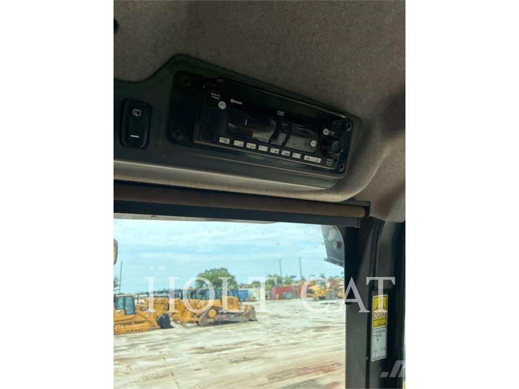 CAT 745 Σπαστό Dump Truck ADT