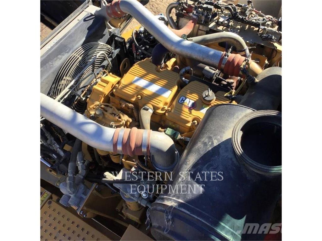 CAT 745 Σπαστό Dump Truck ADT