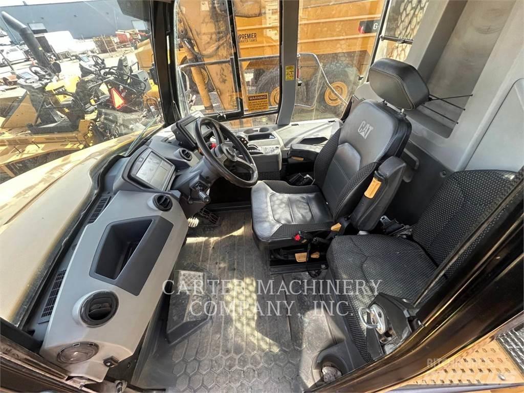 CAT 745-04 TG Σπαστό Dump Truck ADT