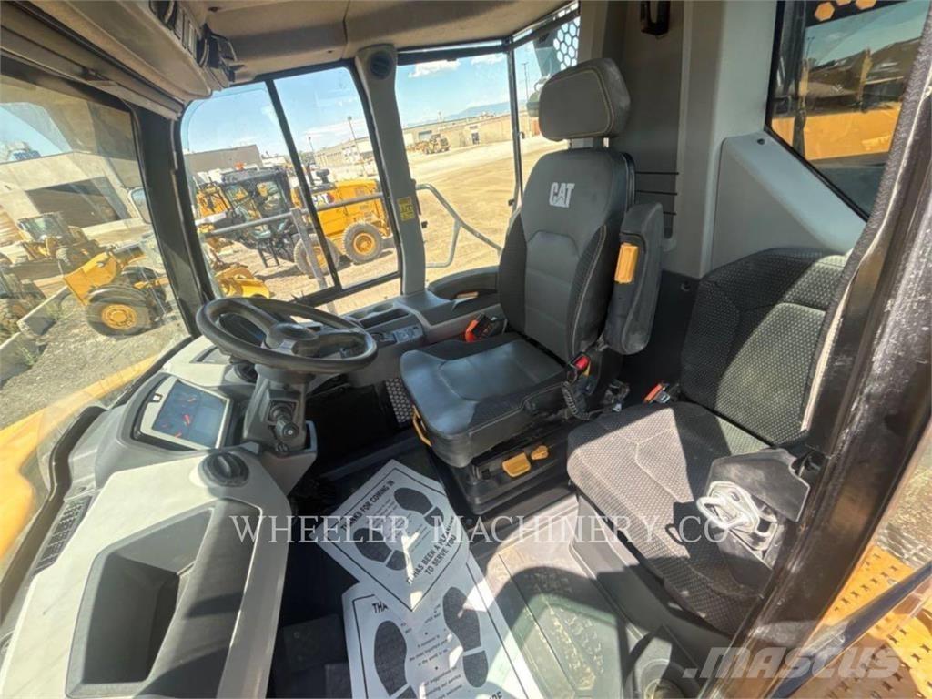 CAT 745 TG Σπαστό Dump Truck ADT