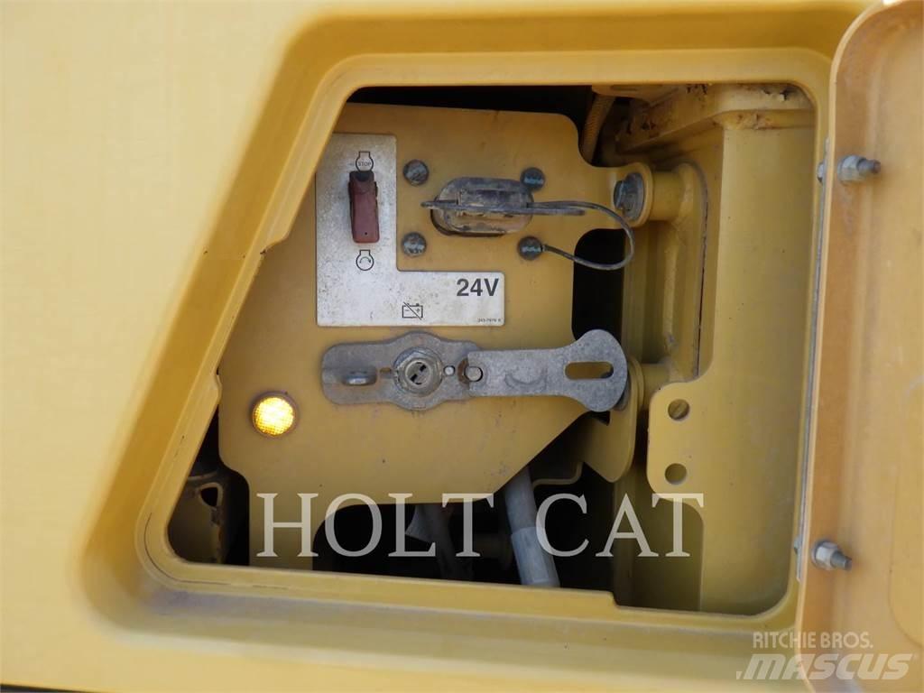 CAT 745C Σπαστό Dump Truck ADT