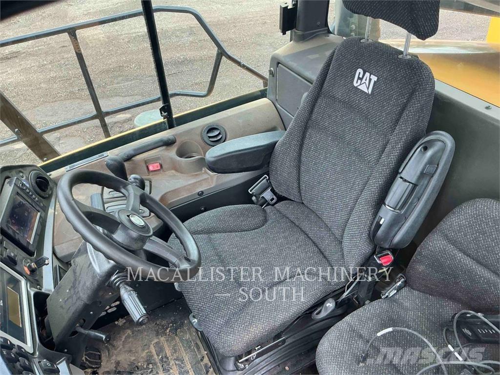 CAT 745C Σπαστό Dump Truck ADT