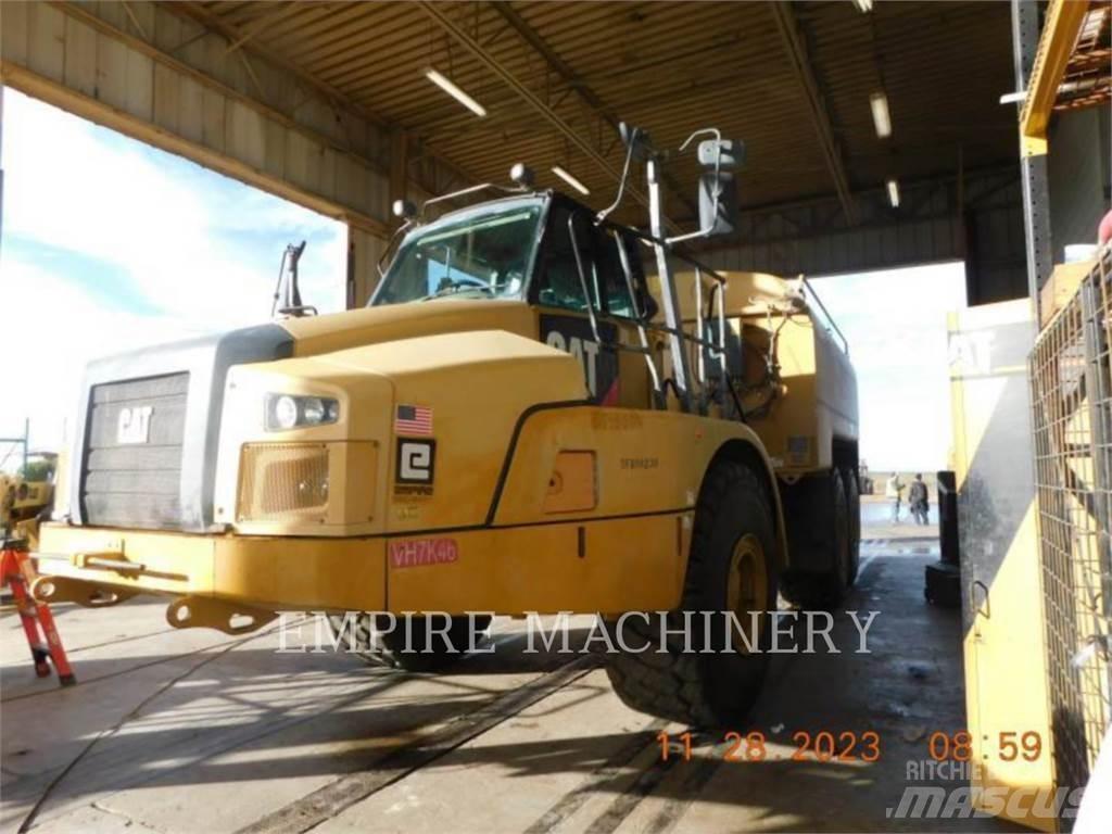 CAT 745C WT Βυτία νερού