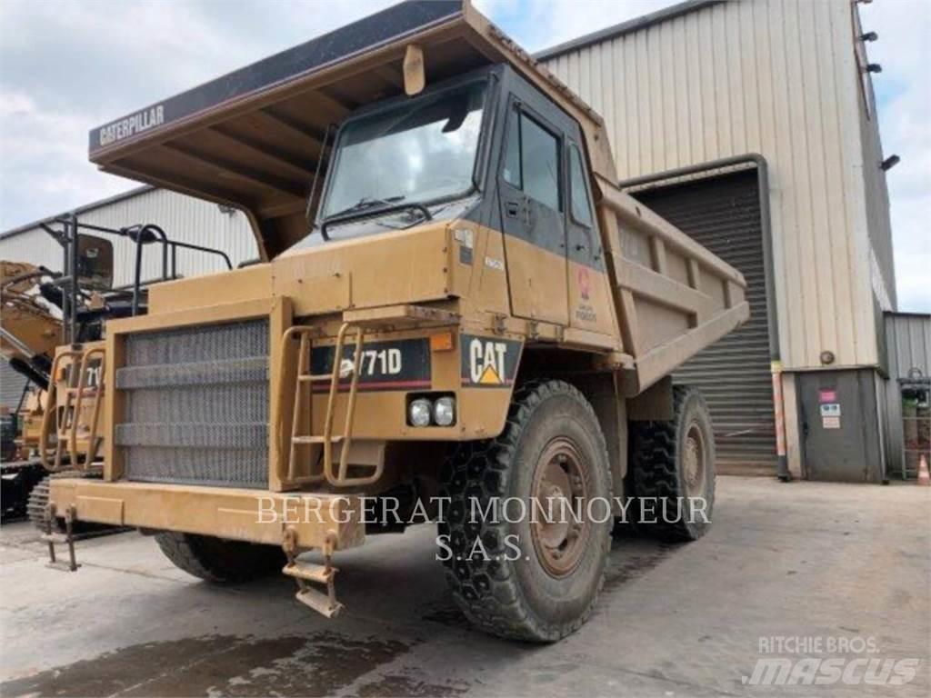 CAT 771D Σπαστό Dump Truck ADT