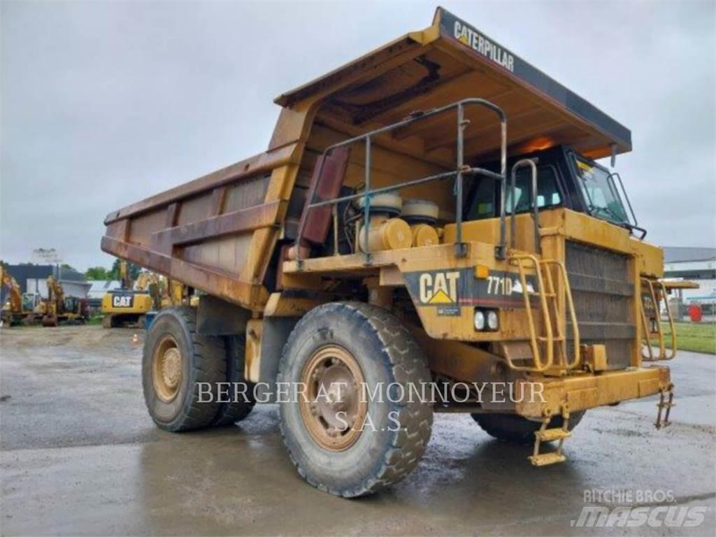 CAT 771D Σπαστό Dump Truck ADT