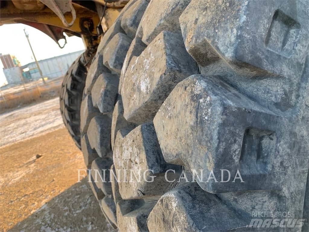 CAT 772 Σπαστό Dump Truck ADT