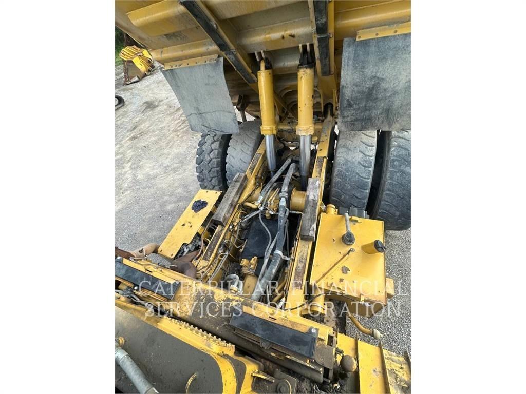 CAT 772G Σπαστό Dump Truck ADT