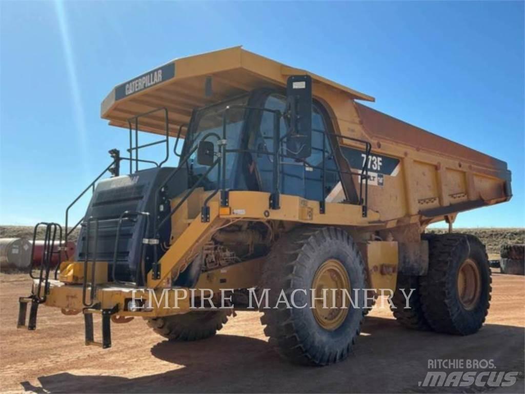 CAT 773F Σπαστό Dump Truck ADT