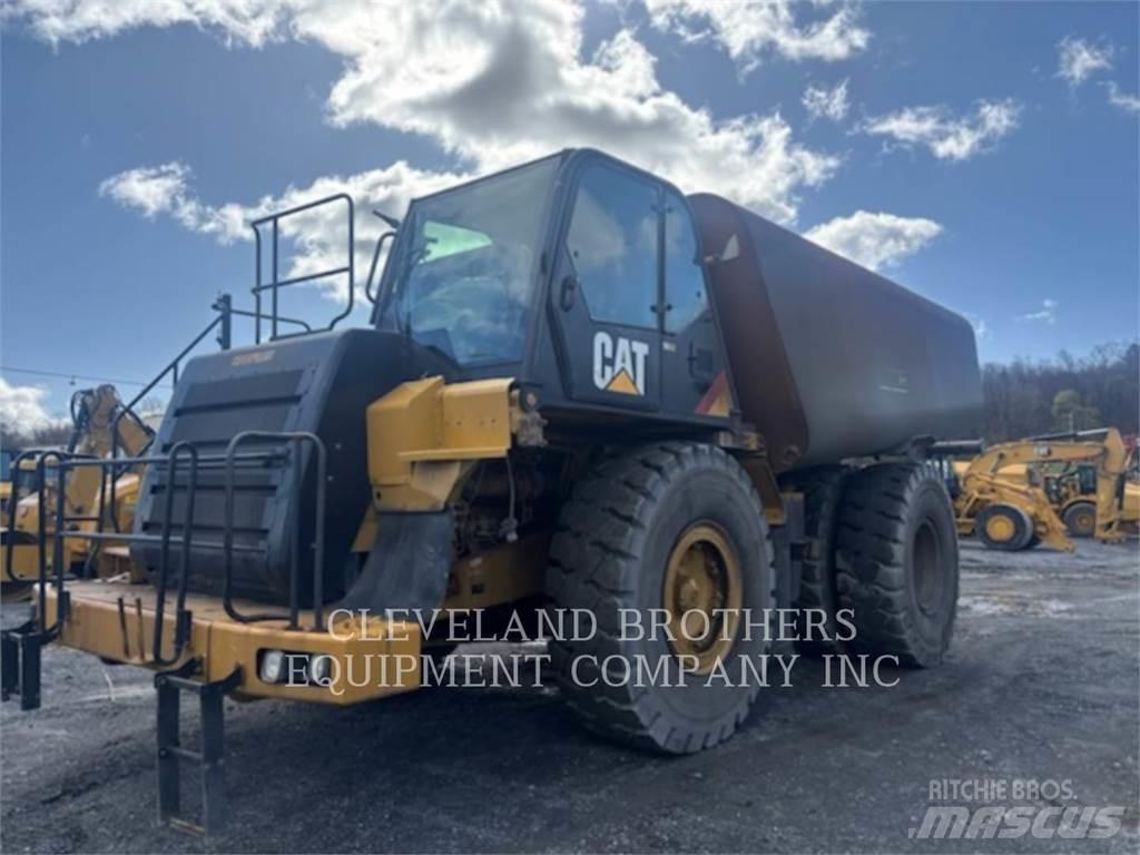 CAT 775F Βυτία νερού