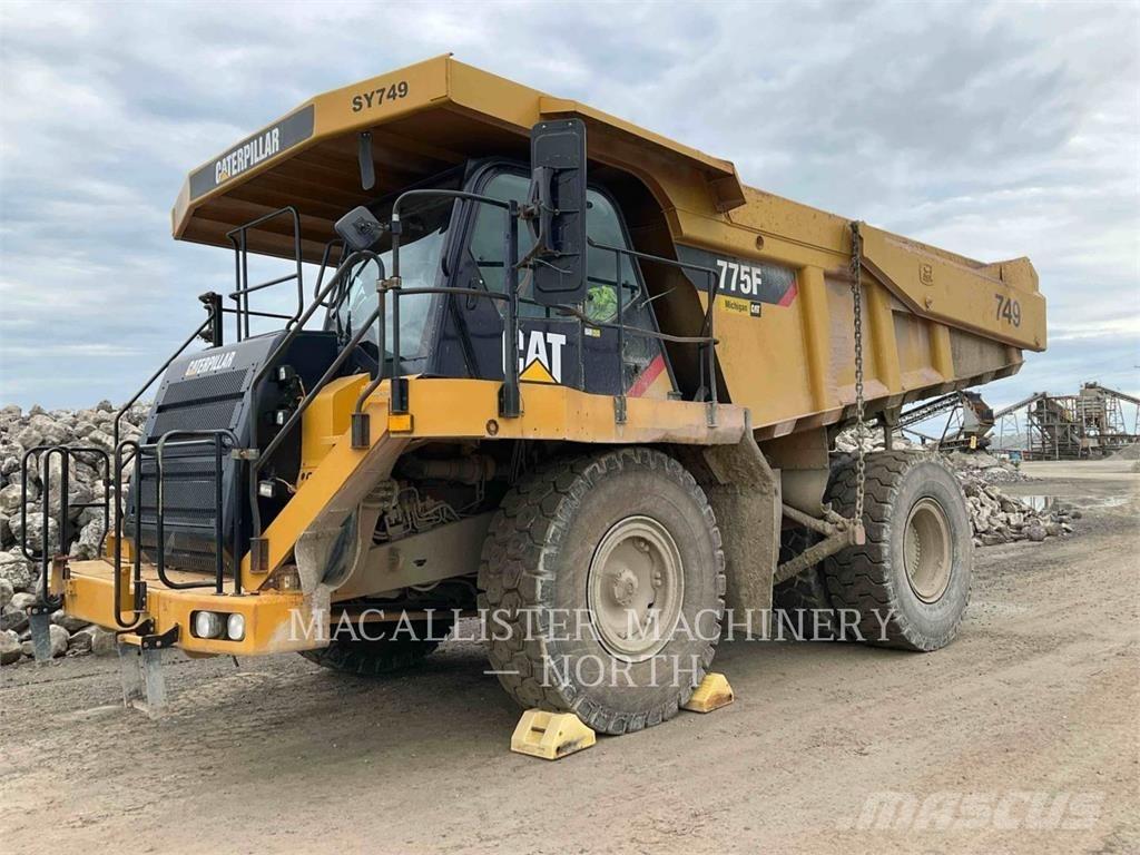 CAT 775F Σπαστό Dump Truck ADT