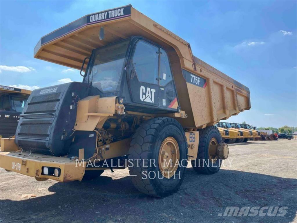 CAT 775F Σπαστό Dump Truck ADT