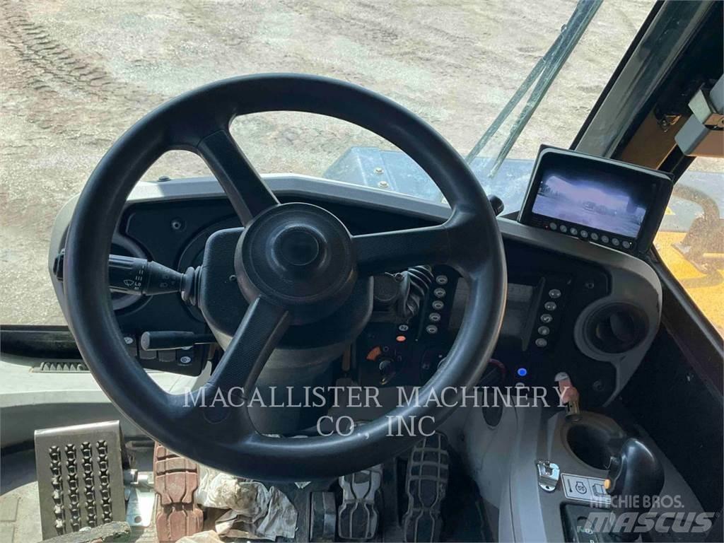 CAT 775G Σπαστό Dump Truck ADT