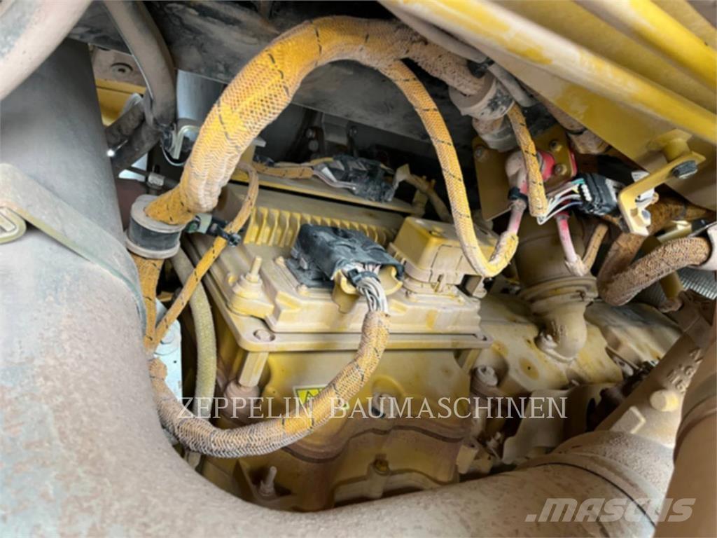 CAT 775G Σπαστό Dump Truck ADT