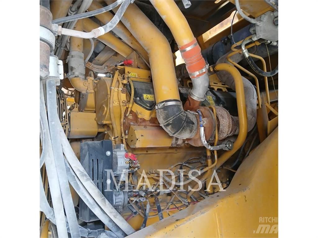 CAT 777F Σπαστό Dump Truck ADT