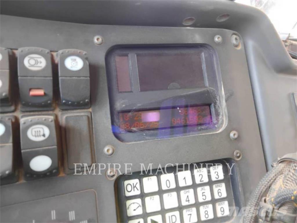 CAT 789D Σπαστό Dump Truck ADT