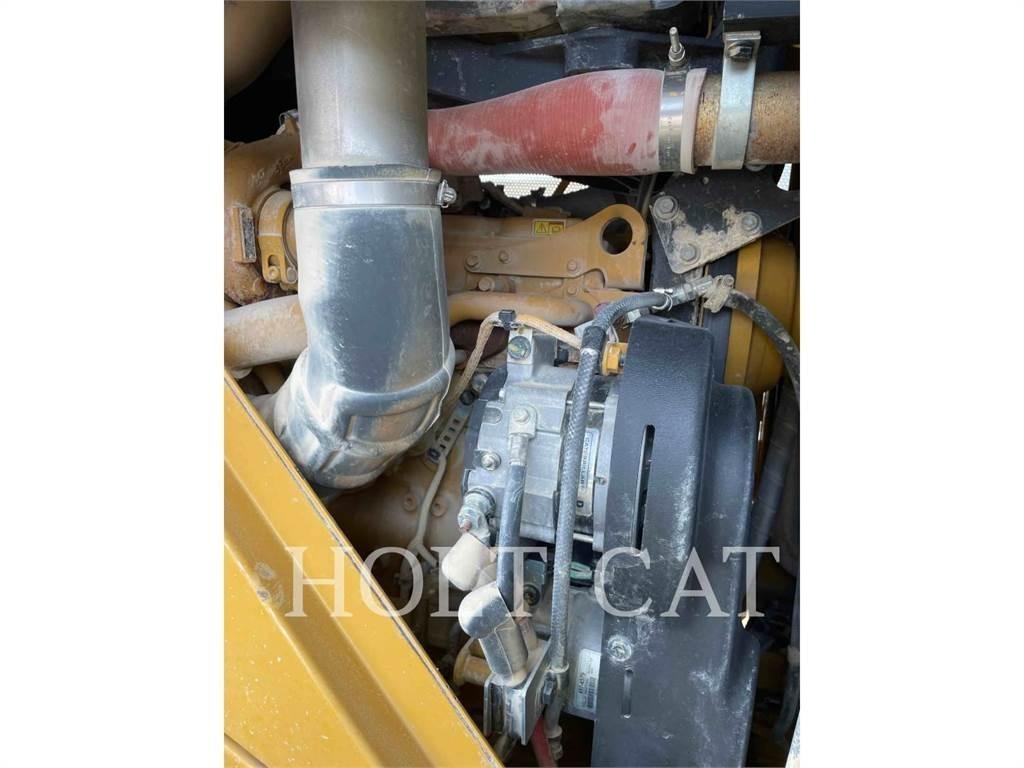 CAT 815 Κύλινδροι συμπίεσης εδάφους