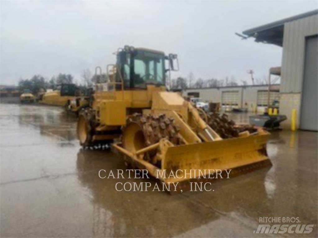 CAT 815F Μπουλντόζες με λάστιχα