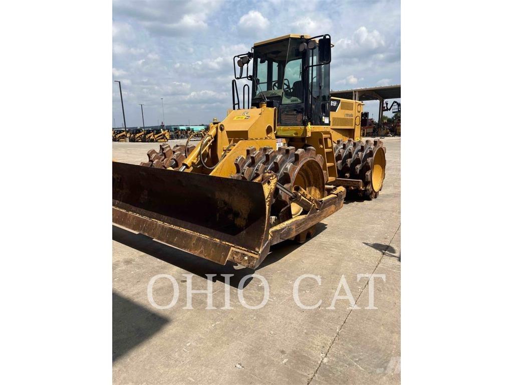 CAT 815F2 Κύλινδροι συμπίεσης εδάφους
