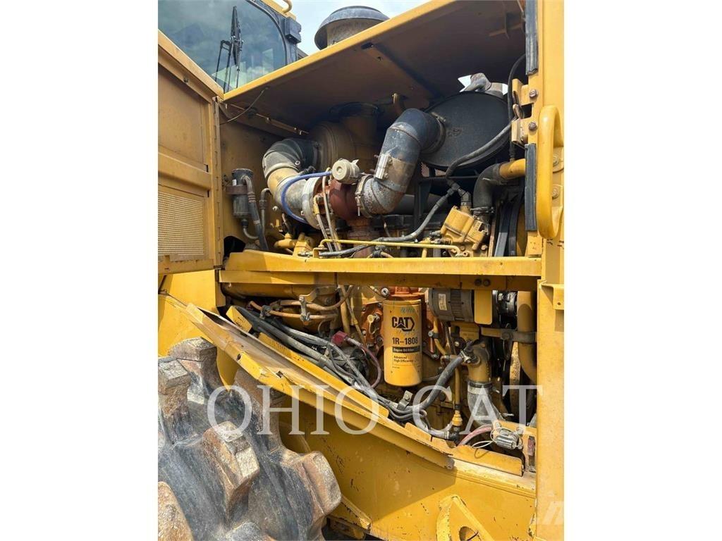 CAT 815F2 Κύλινδροι συμπίεσης εδάφους