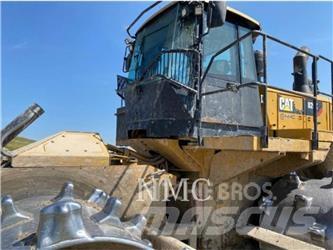 CAT 826K Κύλινδροι συμπίεσης εδάφους