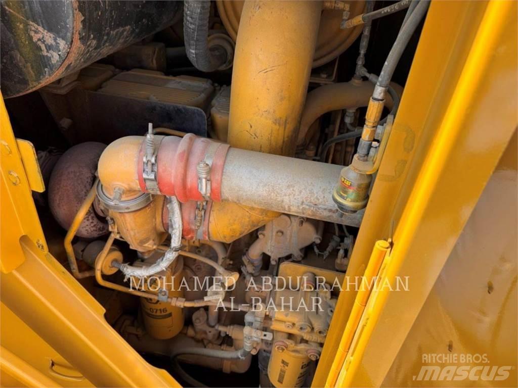 CAT 834H Μπουλντόζες με λάστιχα
