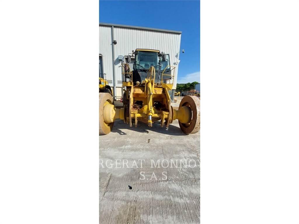 CAT 836K Μπουλντόζες με λάστιχα