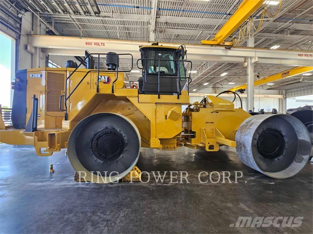 CAT 836K Κύλινδροι συμπίεσης εδάφους