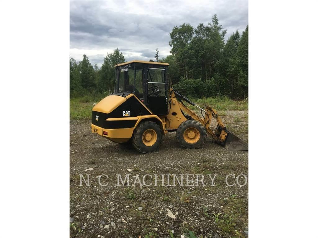 CAT 902 Φορτωτές με λάστιχα (Τροχοφόροι)