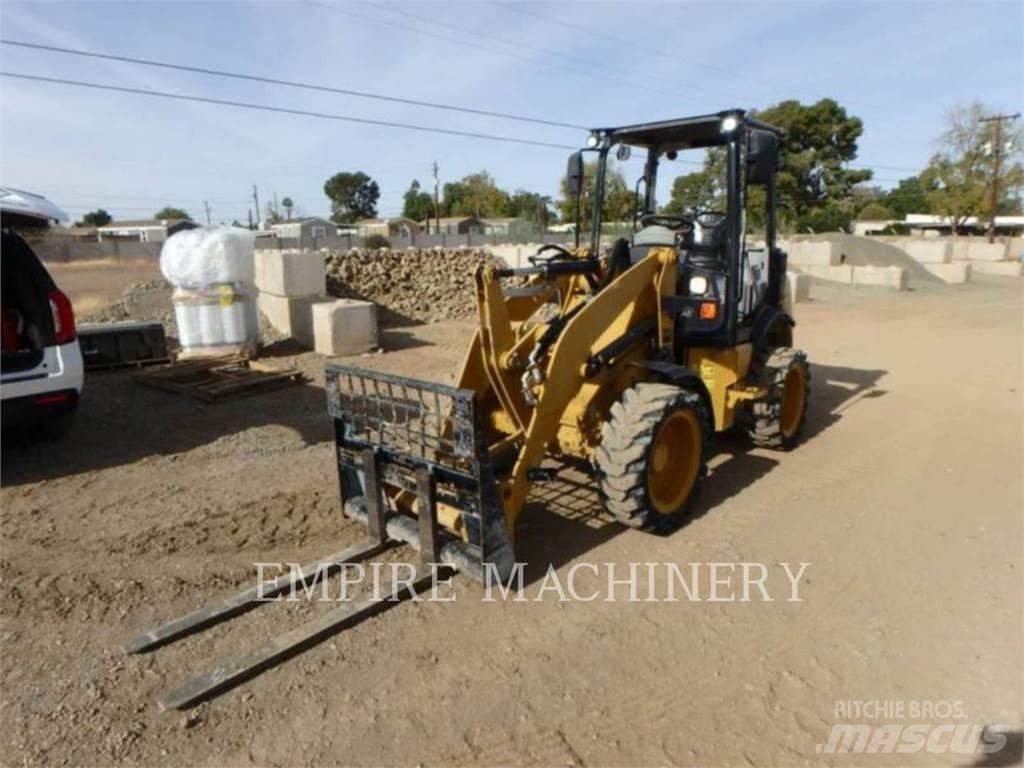 CAT 903D Φορτωτές με λάστιχα (Τροχοφόροι)