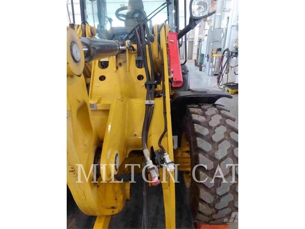 CAT 906 Φορτωτές με λάστιχα (Τροχοφόροι)