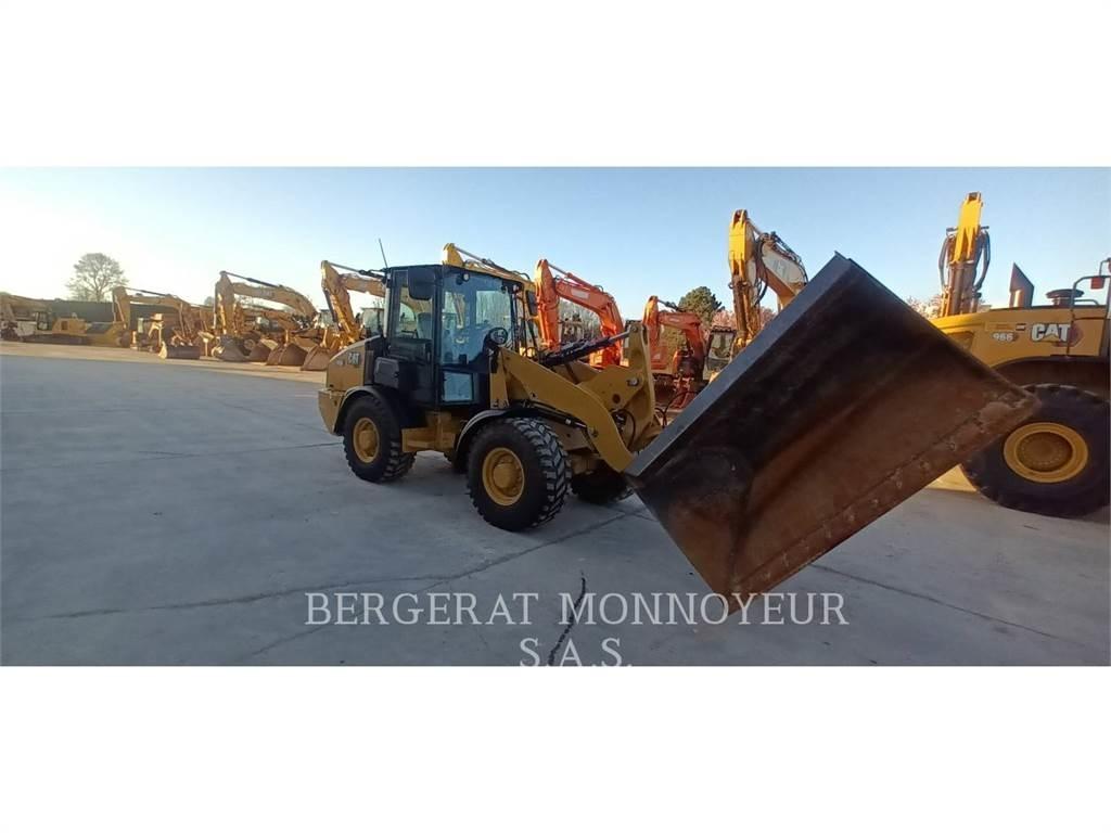 CAT 906 Φορτωτές με λάστιχα (Τροχοφόροι)