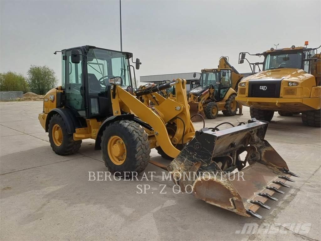 CAT 906 M Φορτωτές με λάστιχα (Τροχοφόροι)