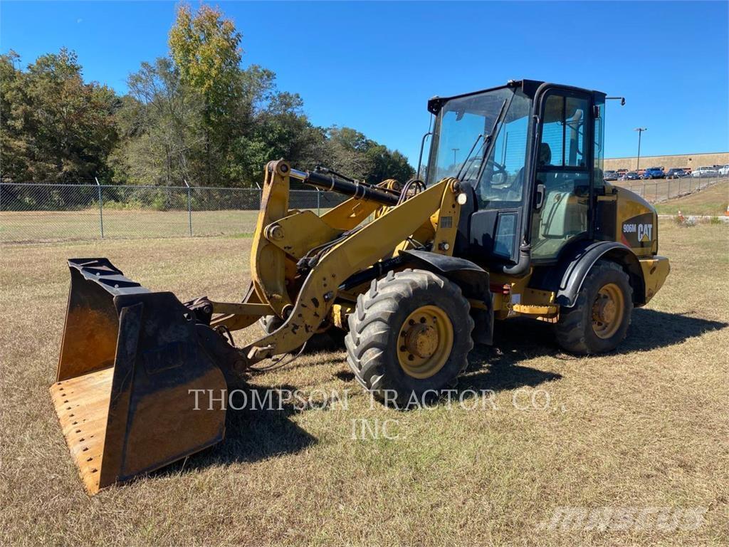 CAT 906 M Φορτωτές με λάστιχα (Τροχοφόροι)